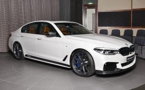 BMW M550i xDrive Sedan M Performance 2018 года (UAE)